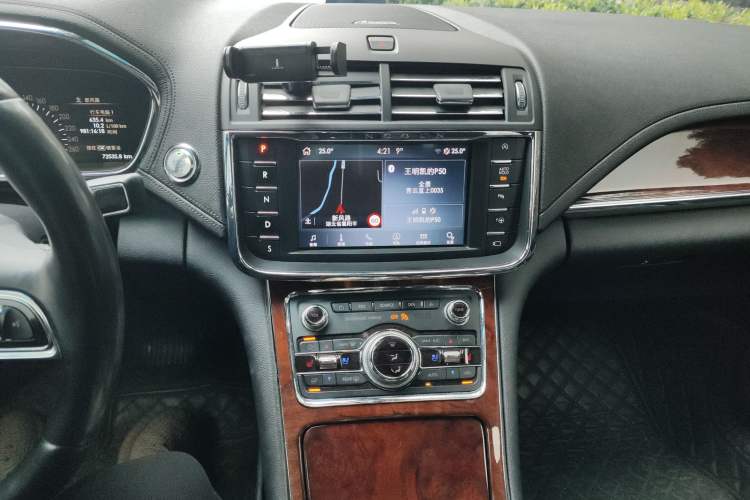 Used Lincoln Continental 2019 2.0T Two-Wheel Drive Prestige Version China VI Standard Audio And AC Panel