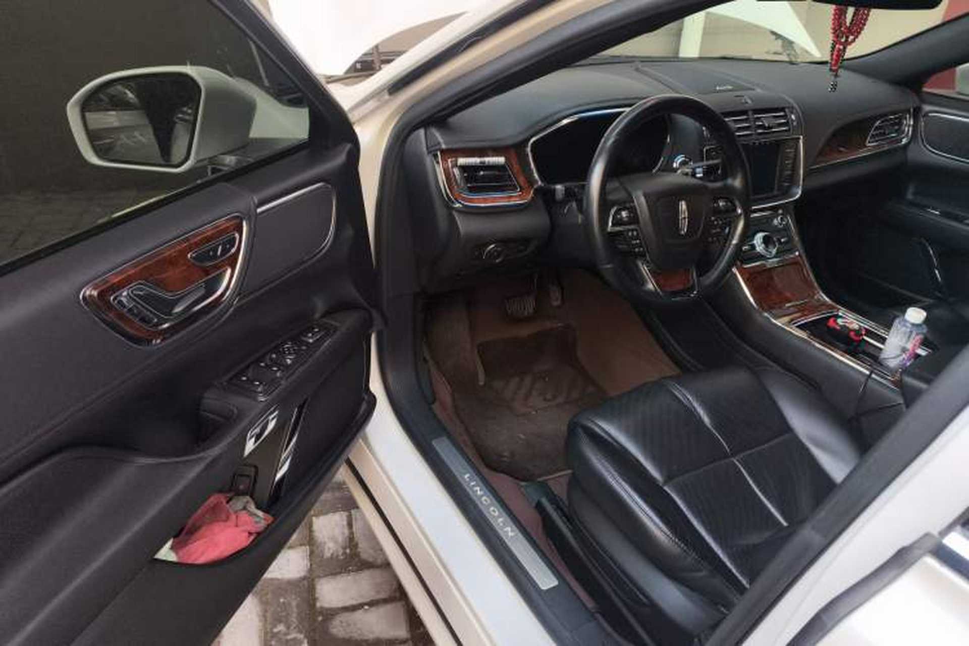 Used Lincoln Continental 2019 2.0T Two-Wheel Drive Luxury Edition China VI Standard Driver Seat