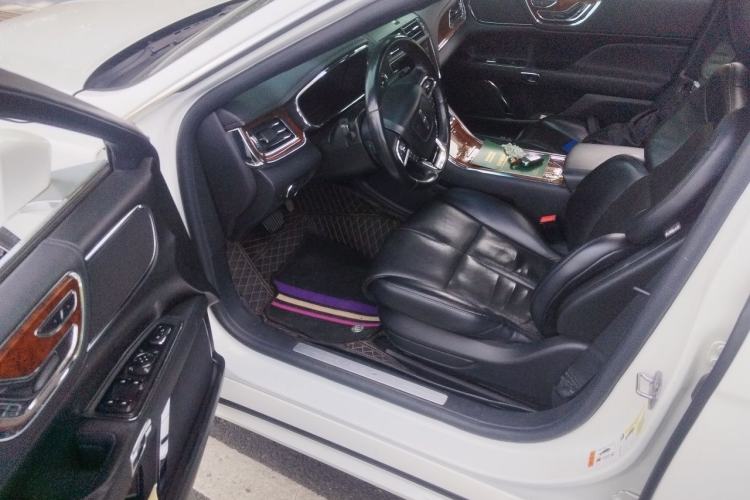 Used Lincoln Continental 2019 2.0T Two-Wheel Drive Luxury Edition China VI Standard Driver Seat