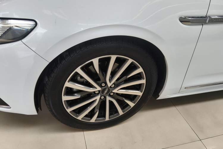 Used Lincoln Continental 2019 2.0T Two-Wheel Drive Luxury Edition China VI Standard Exterior 4
