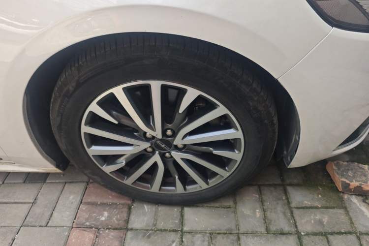 Used Lincoln Continental 2019 2.0T Two-Wheel Drive Luxury Edition China VI Standard Exterior 7
