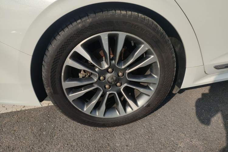 Used Lincoln Continental 2019 2.0T Two-Wheel Drive Prestige Version China VI Standard Exterior 8
