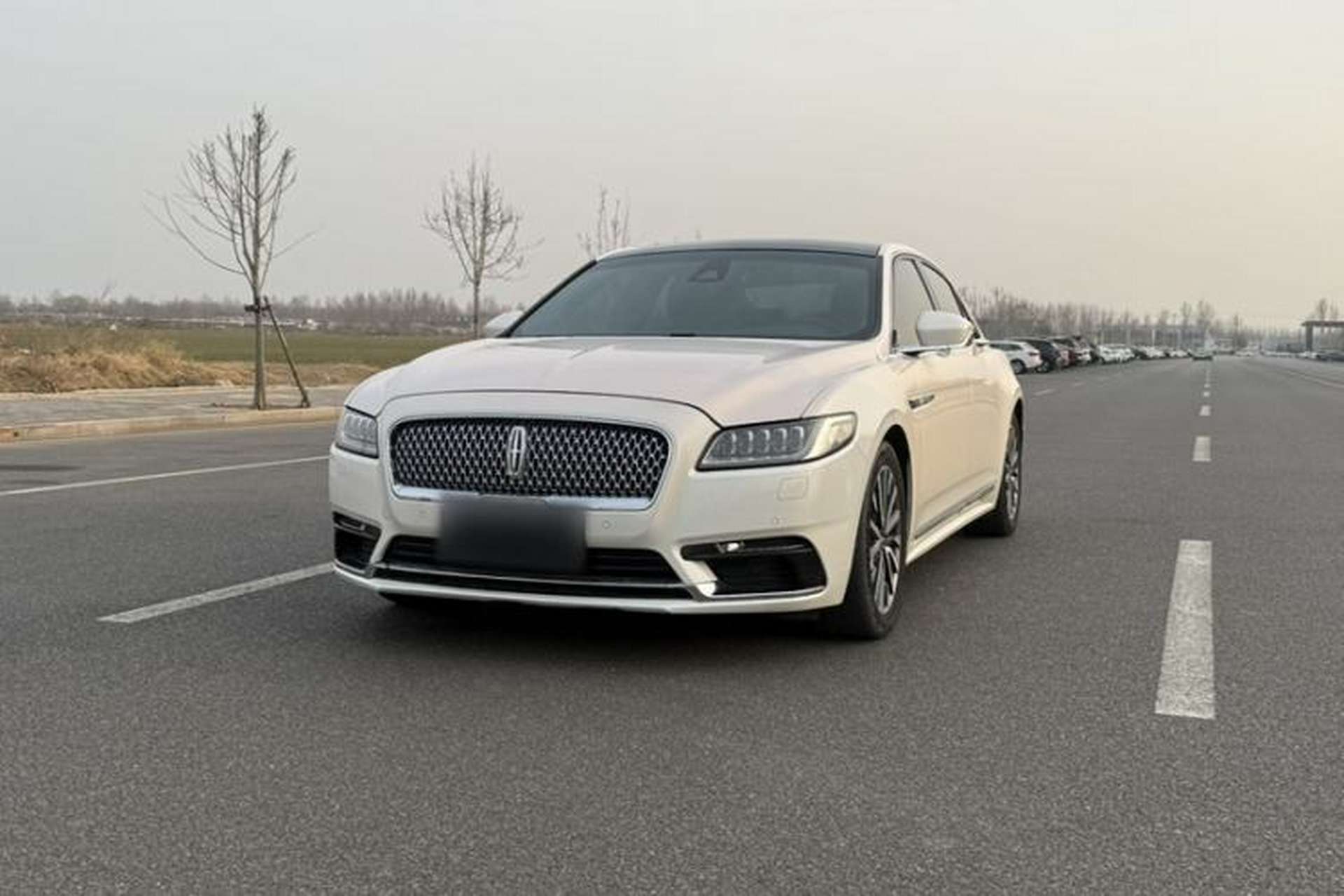Used Lincoln Continental 2019 2.0T Two-Wheel Drive Luxury Edition China VI Standard Exterior 8