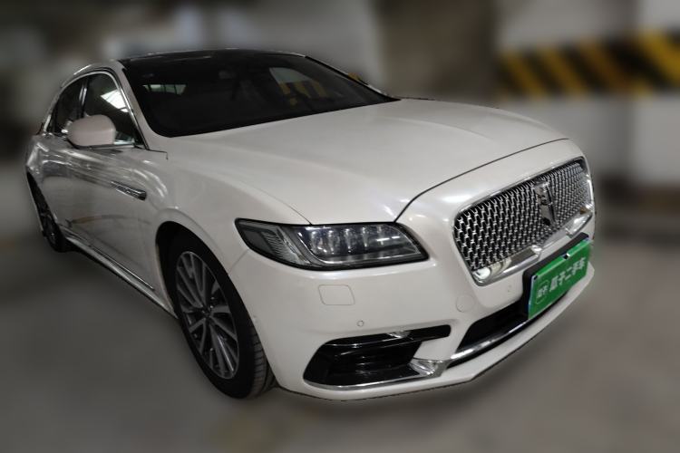 Used Lincoln Continental 2019 2.0T Two-Wheel Drive Prestige Version China VI Standard Front Right 45 Deg
