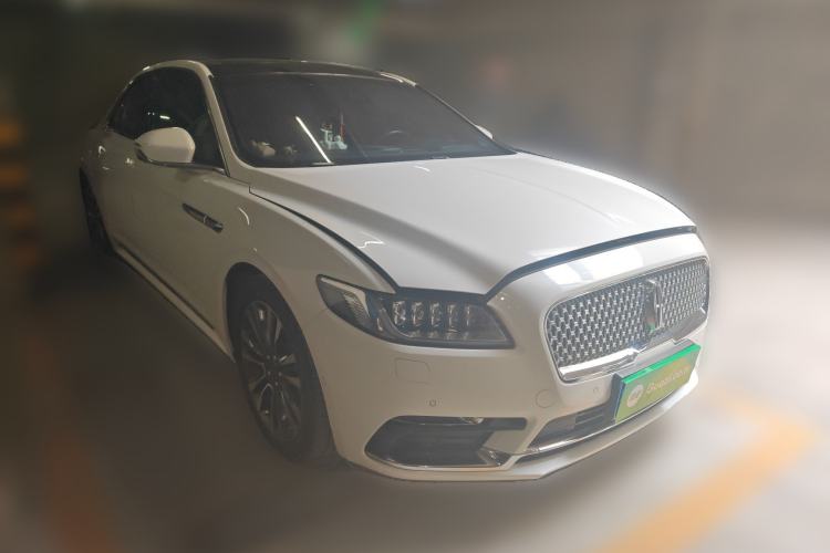 Used Lincoln Continental 2019 2.0T Two-Wheel Drive Prestige Version China V Standard Front Right 45 Deg