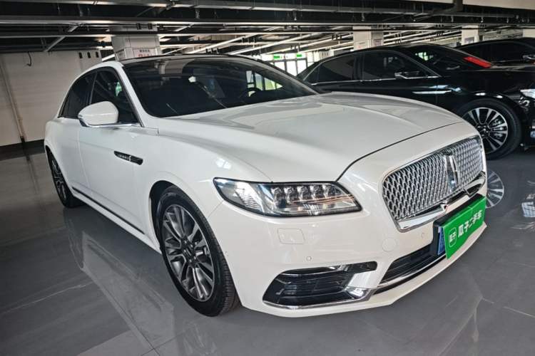 Used Lincoln Continental 2019 2.0T Two-Wheel Drive Prestige Version China VI Standard Front Right 45 Deg