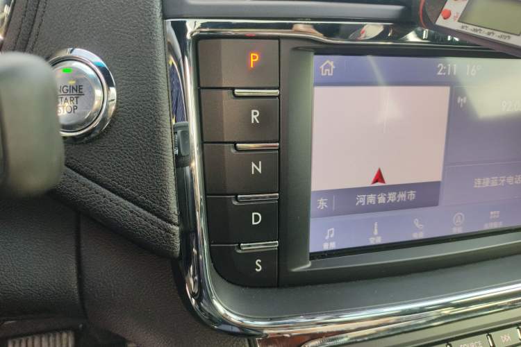 Used Lincoln Continental 2019 2.0T Two-Wheel Drive Prestige Version China VI Standard Gear Lever