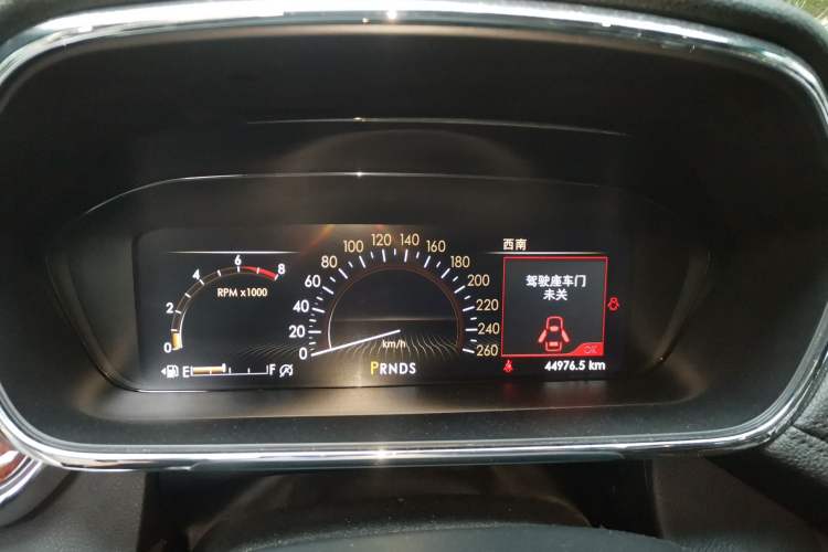 Used Lincoln Continental 2019 2.0T Two-Wheel Drive Prestige Version China VI Standard Instrument Cluster