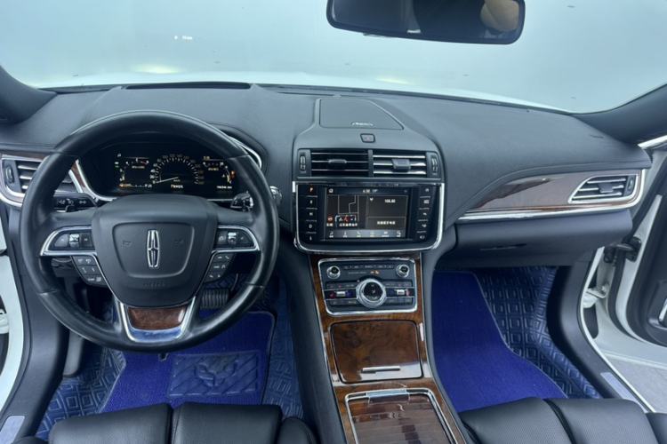 Used Lincoln Continental 2019 2.0T Two-Wheel Drive Prestige Version China VI Standard Interior 2