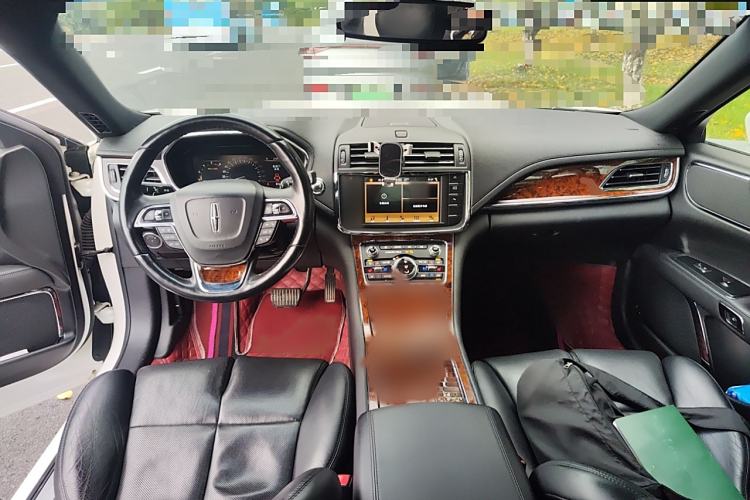 Used Lincoln Continental 2019 2.0T Two-Wheel Drive Luxury Edition China VI Standard Interior 2