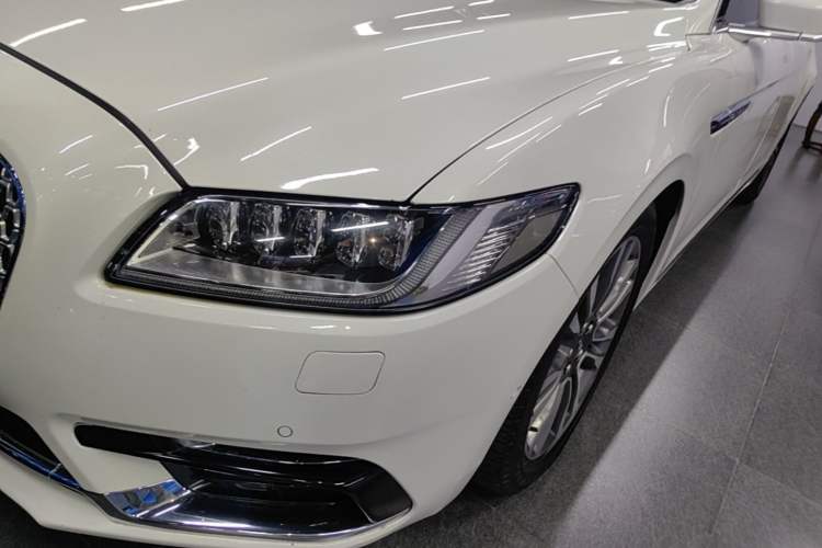 Used Lincoln Continental 2019 2.0T Two-Wheel Drive Prestige Version China VI Standard Left Front Headlight