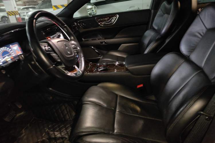 Used Lincoln Continental 2019 2.0T Two-Wheel Drive Prestige Version China VI Standard Left Front Seat