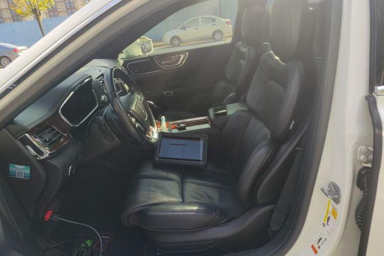 Used Lincoln Continental 2019 2.0T Two-Wheel Drive Prestige Version China VI Standard Left Front Seat