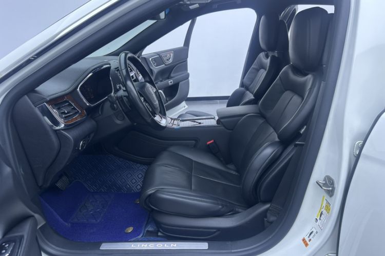 Used Lincoln Continental 2019 2.0T Two-Wheel Drive Prestige Version China VI Standard Left Front Seat