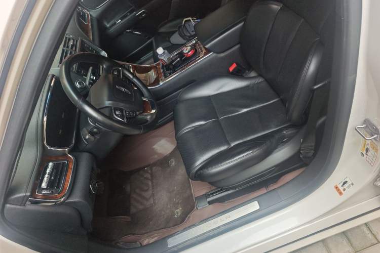 Used Lincoln Continental 2019 2.0T Two-Wheel Drive Luxury Edition China VI Standard Left Front Seat