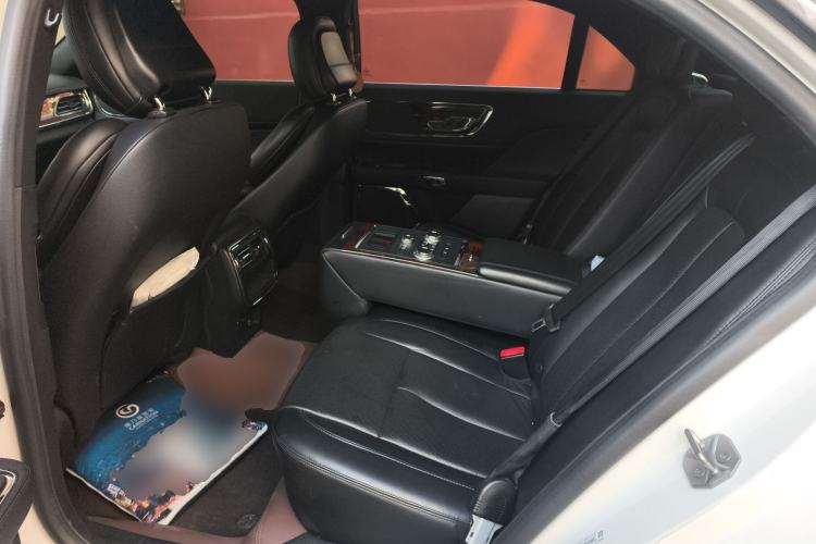 Used Lincoln Continental 2019 2.0T Two-Wheel Drive Luxury Edition China VI Standard Left Rear Seat