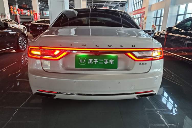 Used Lincoln Continental 2019 2.0T Two-Wheel Drive Prestige Version China VI Standard Rear
