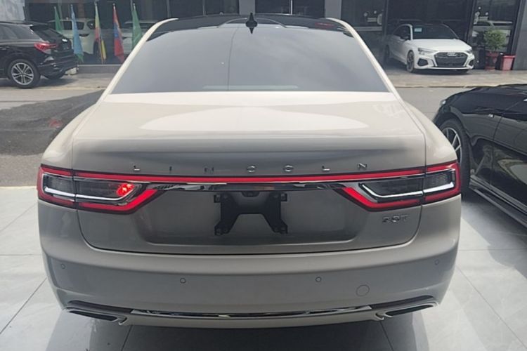 Used Lincoln Continental 2019 2.0T Two-Wheel Drive Luxury Edition China VI Standard Rear