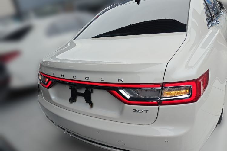 Used Lincoln Continental 2019 2.0T Two-Wheel Drive Luxury Edition China VI Standard Rear