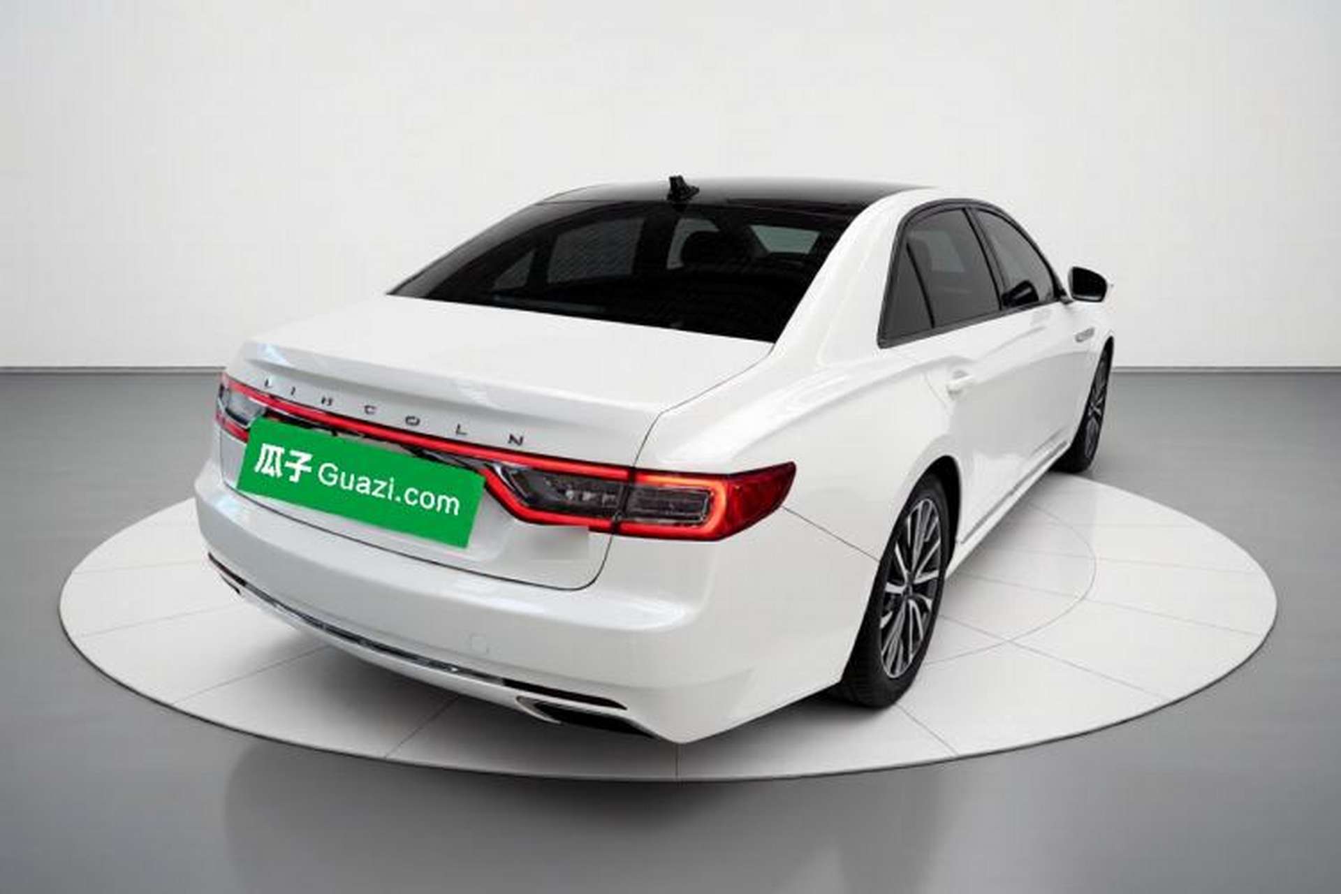 Used Lincoln Continental 2019 2.0T Two-Wheel Drive Luxury Edition China VI Standard Rear Right 45 Deg