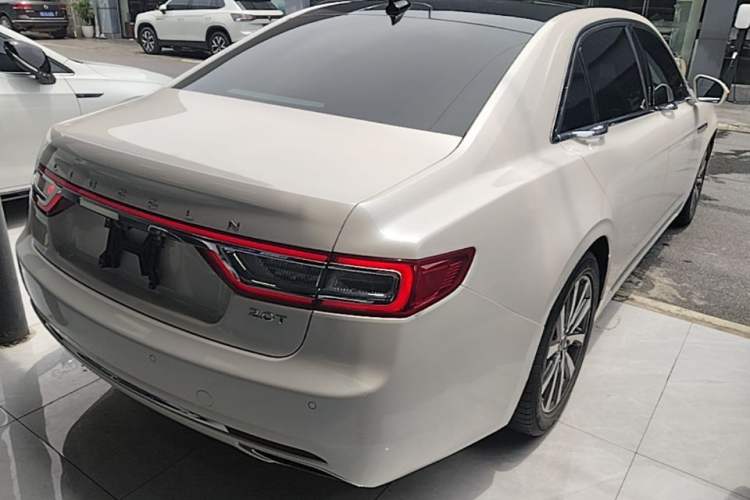 Used Lincoln Continental 2019 2.0T Two-Wheel Drive Luxury Edition China VI Standard Rear Right 45 Deg