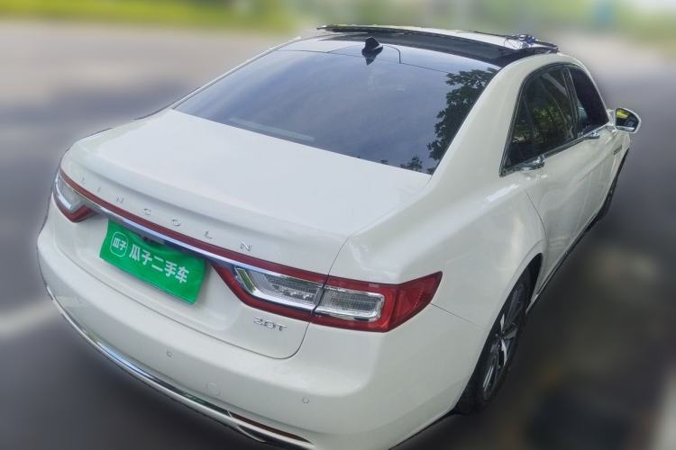 Used Lincoln Continental 2019 2.0T Two-Wheel Drive Luxury Edition China VI Standard Rear Right 45 Deg