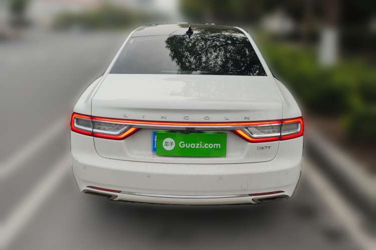 Used Lincoln Continental 2019 2.0T Two-Wheel Drive Prestige Version China VI Standard Rear