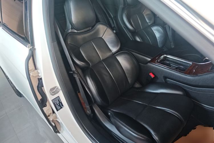 Used Lincoln Continental 2019 2.0T Two-Wheel Drive Prestige Version China VI Standard Right Front Seat