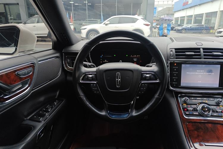 Used Lincoln Continental 2019 2.0T Two-Wheel Drive Luxury Edition China VI Standard Steering Wheel