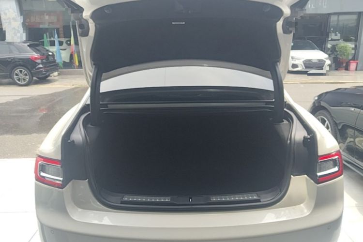 Used Lincoln Continental 2019 2.0T Two-Wheel Drive Luxury Edition China VI Standard Trunk