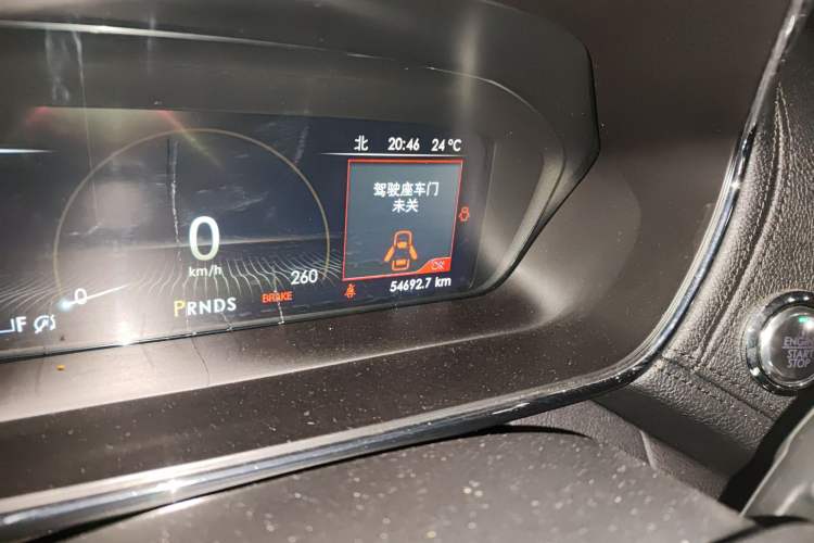 Used Lincoln Continental 2019 2.0T Two-Wheel Drive Luxury Edition China VI Standard Odometer Close Up
