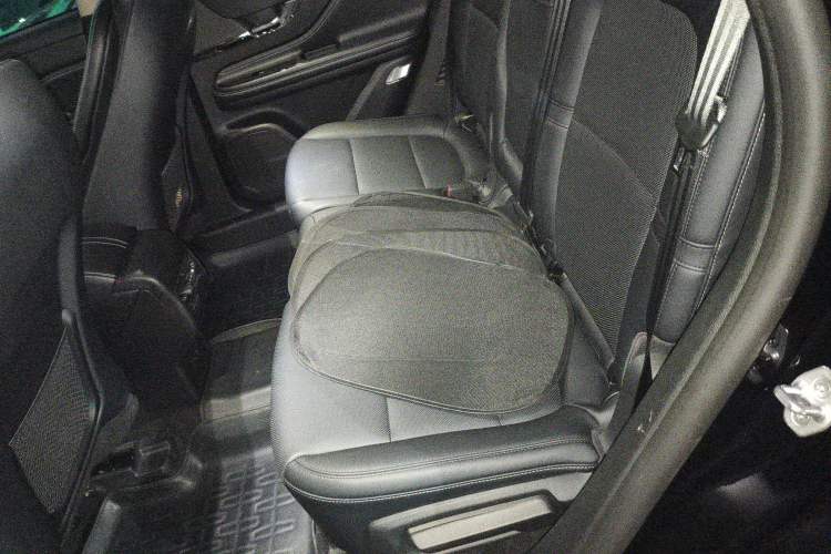 Used Lincoln Corsair 2024 2.0T Two-Wheel Drive Deluxe Edition Left Rear Seat