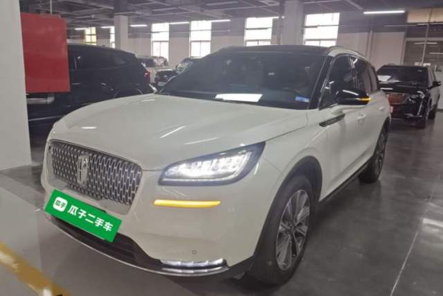 Ojetý Lincoln Corsair 2022 2.0T Two-Wheel Drive Luxury Edition