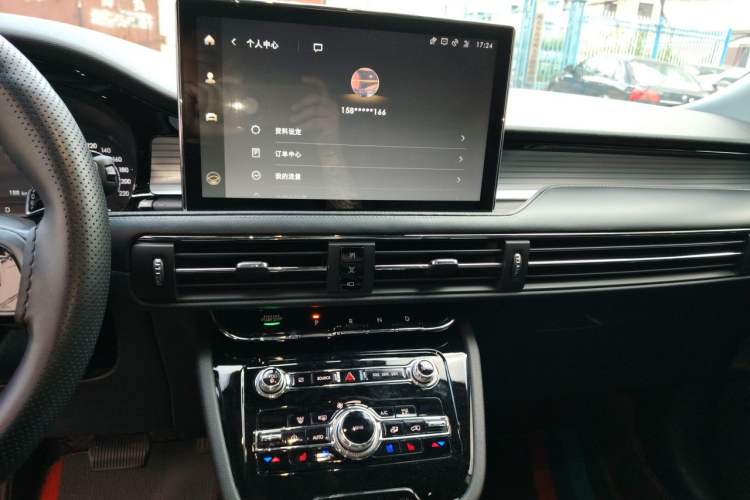 Used Lincoln Corsair 2020 2.0T Two-Wheel Drive Luxury Edition Audio And AC Panel