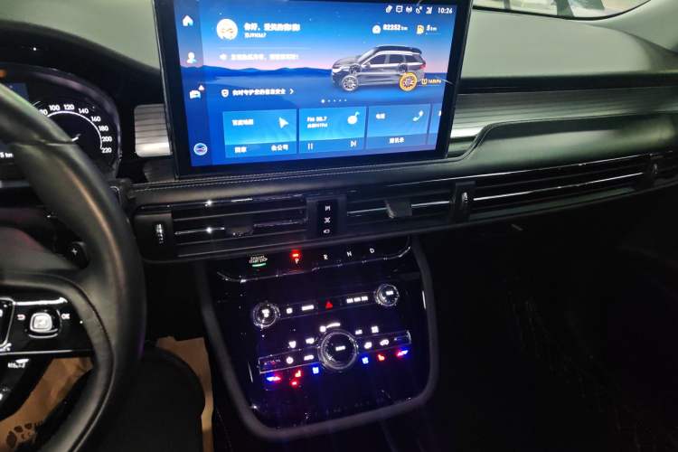 Used Lincoln Corsair 2020 2.0T Two-Wheel Drive Luxury Edition Audio And AC Panel