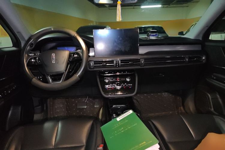 Used Lincoln Corsair 2020 2.0T Two-Wheel Drive Zunyue Edition Center Console
