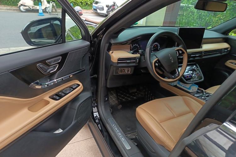 Used Lincoln Corsair 2020 2.0T Two-Wheel Drive Luxury Edition Driver Seat