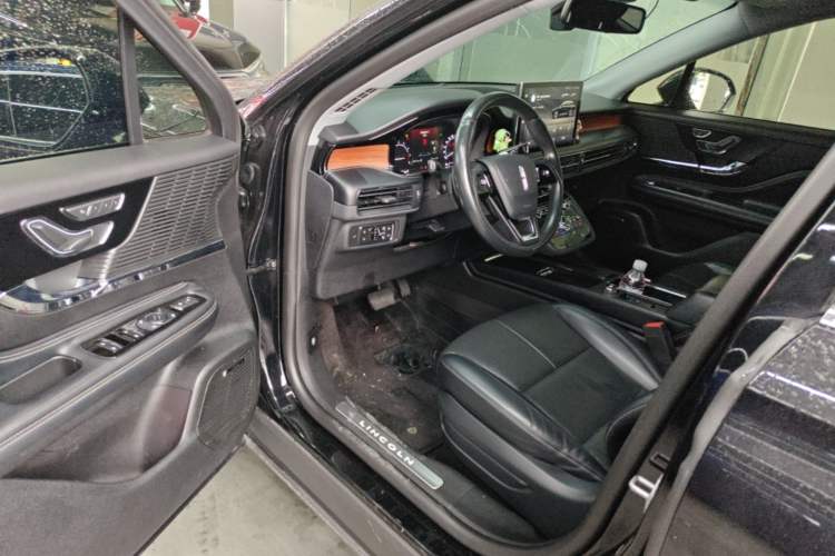 Used Lincoln Corsair 2020 2.0T Two-Wheel Drive Luxury Edition Driver Seat