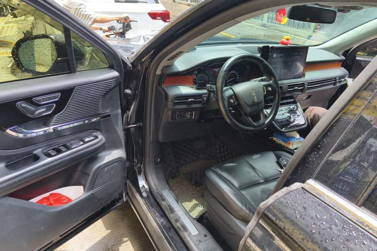 Used Lincoln Corsair 2020 2.0T Two-Wheel Drive Luxury Edition Driver Seat