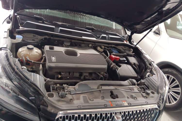 Used Lincoln Corsair 2020 2.0T Two-Wheel Drive Luxury Edition Engine Bay