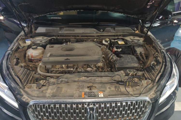 Used Lincoln Corsair 2020 2.0T Two-Wheel Drive Luxury Edition Engine Bay