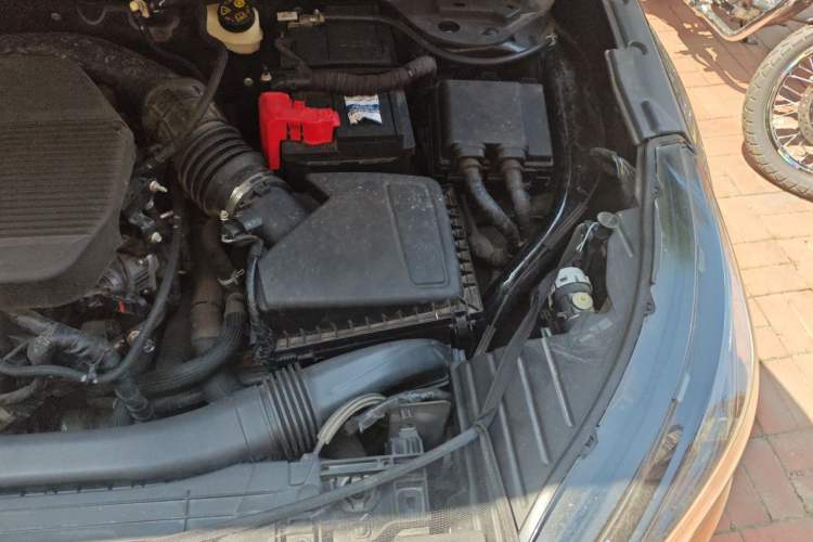 Used Lincoln Corsair 2020 2.0T Two-Wheel-Drive Black Knight Limited Edition Engine Bay Left