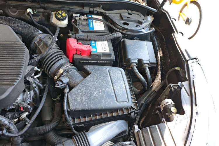 Used Lincoln Corsair 2020 2.0T Two-Wheel Drive Luxury Edition Engine Bay Left