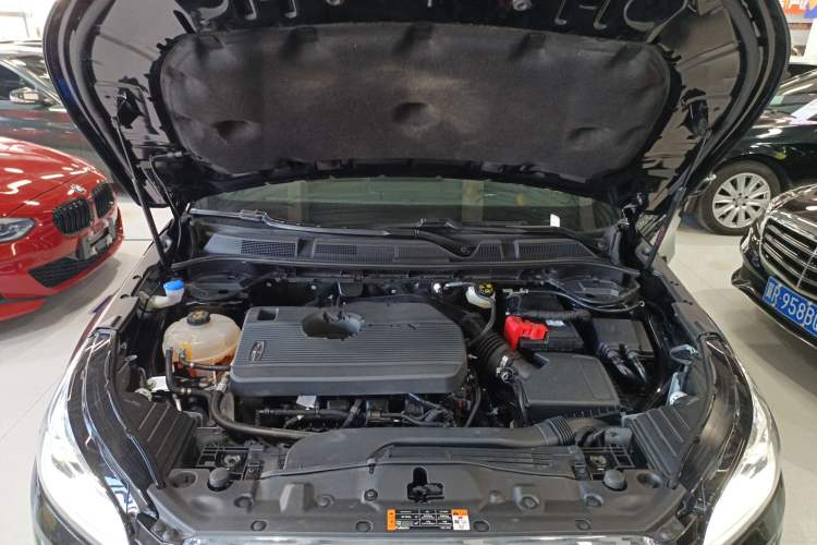 Used Lincoln Corsair 2020 2.0T Four-Wheel Drive Prestige Edition Engine Bay