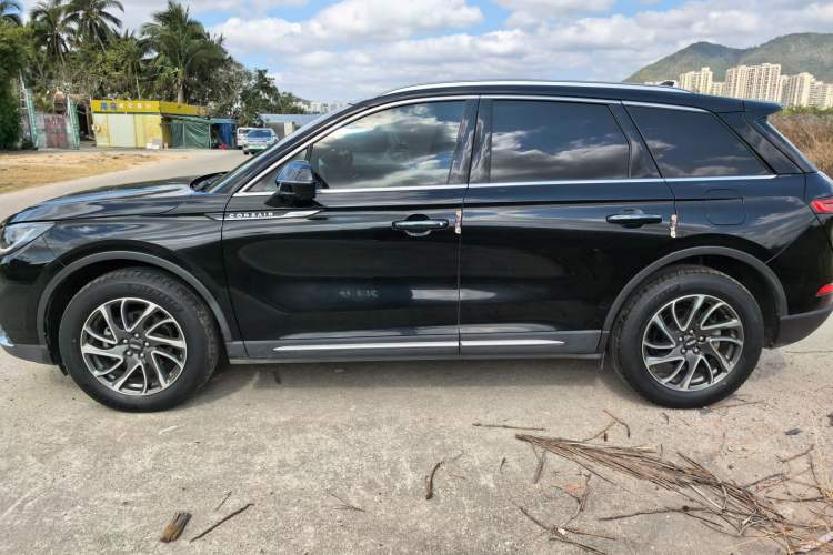 Used Lincoln Corsair 2020 2.0T Two-Wheel Drive Luxury Edition Exterior 5