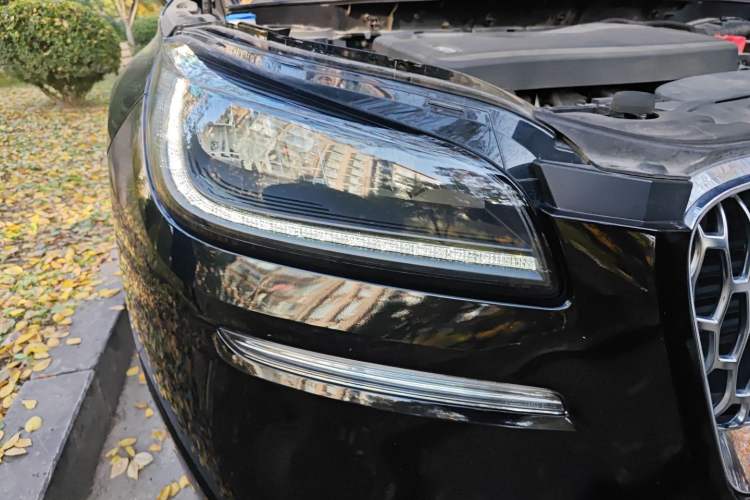 Used Lincoln Corsair 2020 2.0T Two-Wheel Drive Luxury Edition Exterior 6