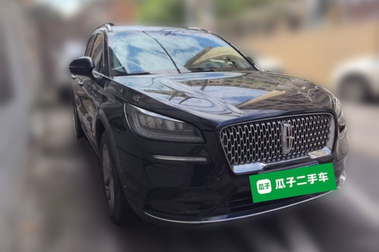 Used Lincoln Corsair 2020 2.0T Two-Wheel Drive Luxury Edition Front Right 45 Deg