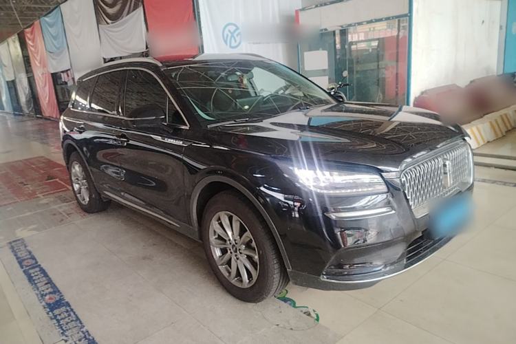 Used Lincoln Corsair 2020 2.0T Two-Wheel Drive Luxury Edition Front Right 45 Deg