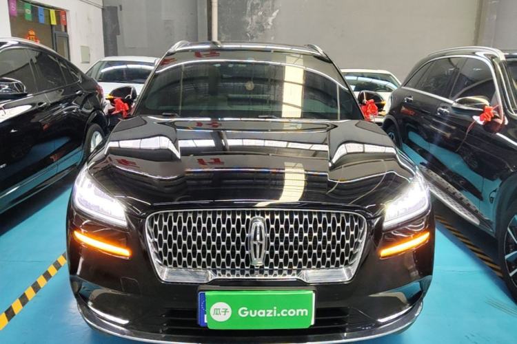 Used Lincoln Corsair 2020 2.0T Two-Wheel Drive Luxury Edition Front
