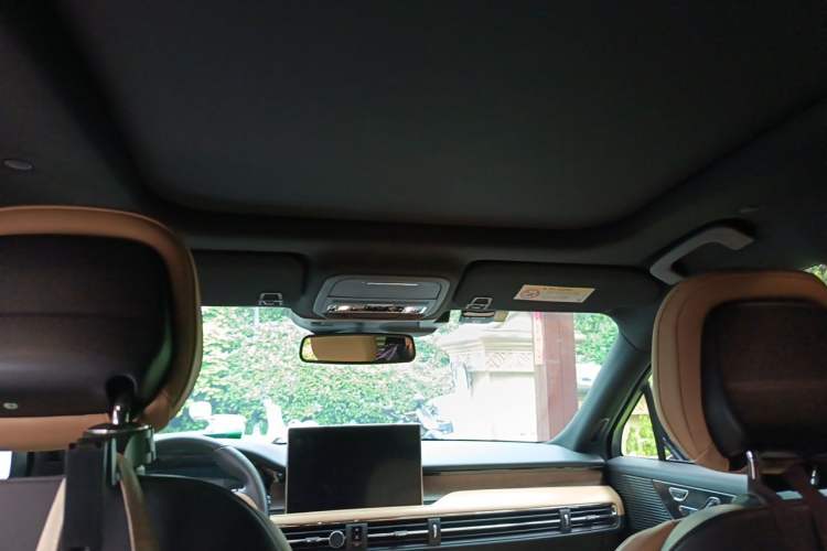 Used Lincoln Corsair 2020 2.0T Two-Wheel Drive Luxury Edition Headliner